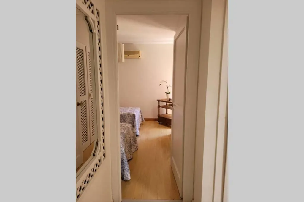 Villa Maria 0*, Malaga